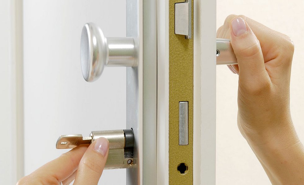 Lock repair service Sopron