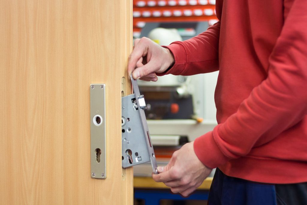 Lock replacement Sopron